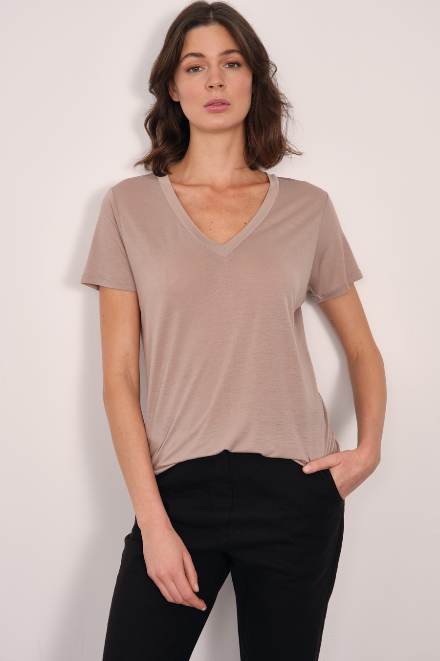 V Neck T-shirt in Lyocell (TENCEL™)