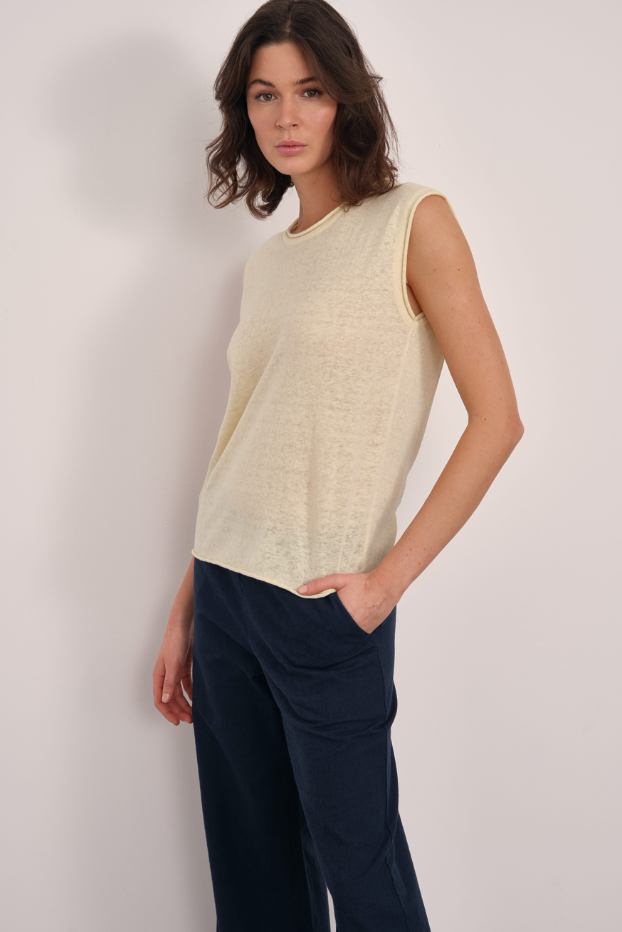 Lightweight Knit Muscle Tee in Cotton/Linen Blend