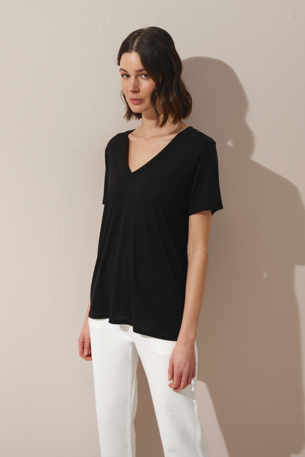 V Neck T-shirt in Lyocell (TENCEL™)