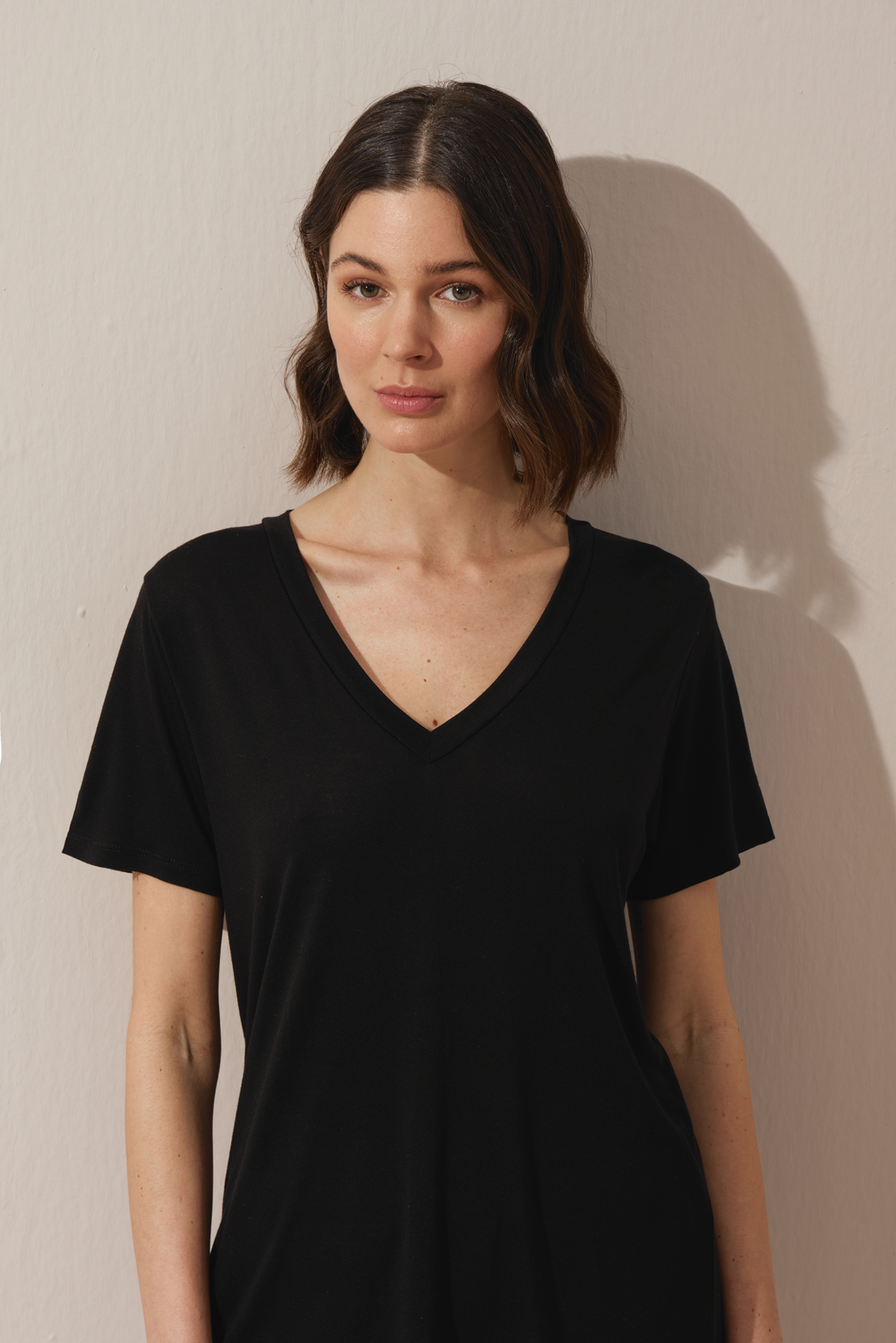 V Neck T-shirt in Lyocell (TENCEL™)