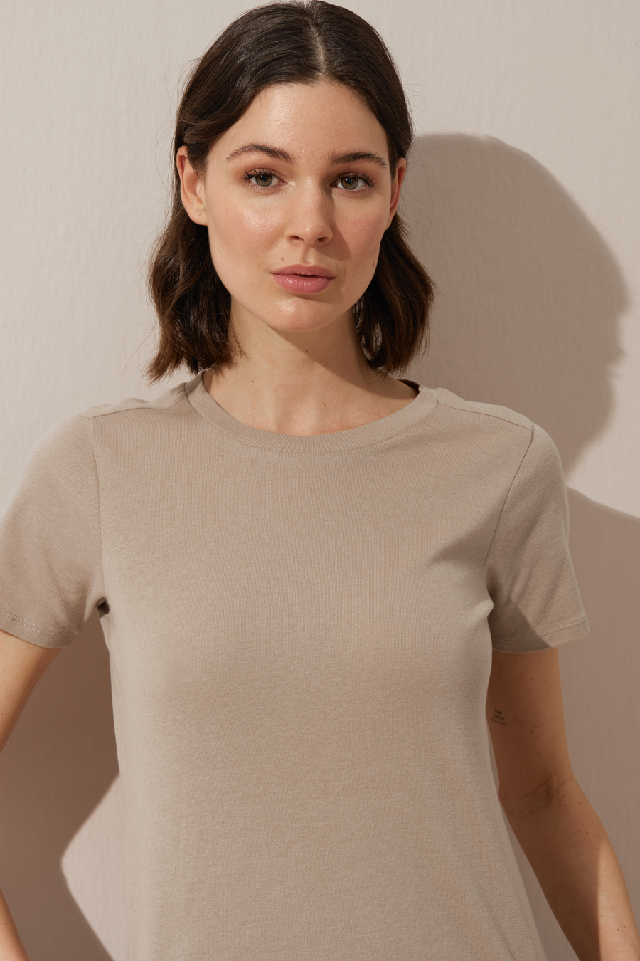 Crew Neck Fitted T-shirt in Micro-Ribbed Cotton