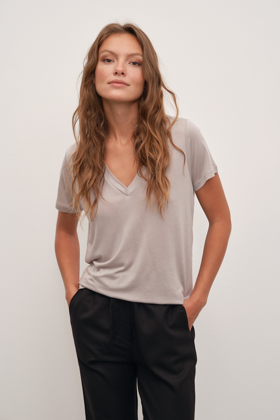 V Neck T-shirt in Lyocell (TENCEL™)