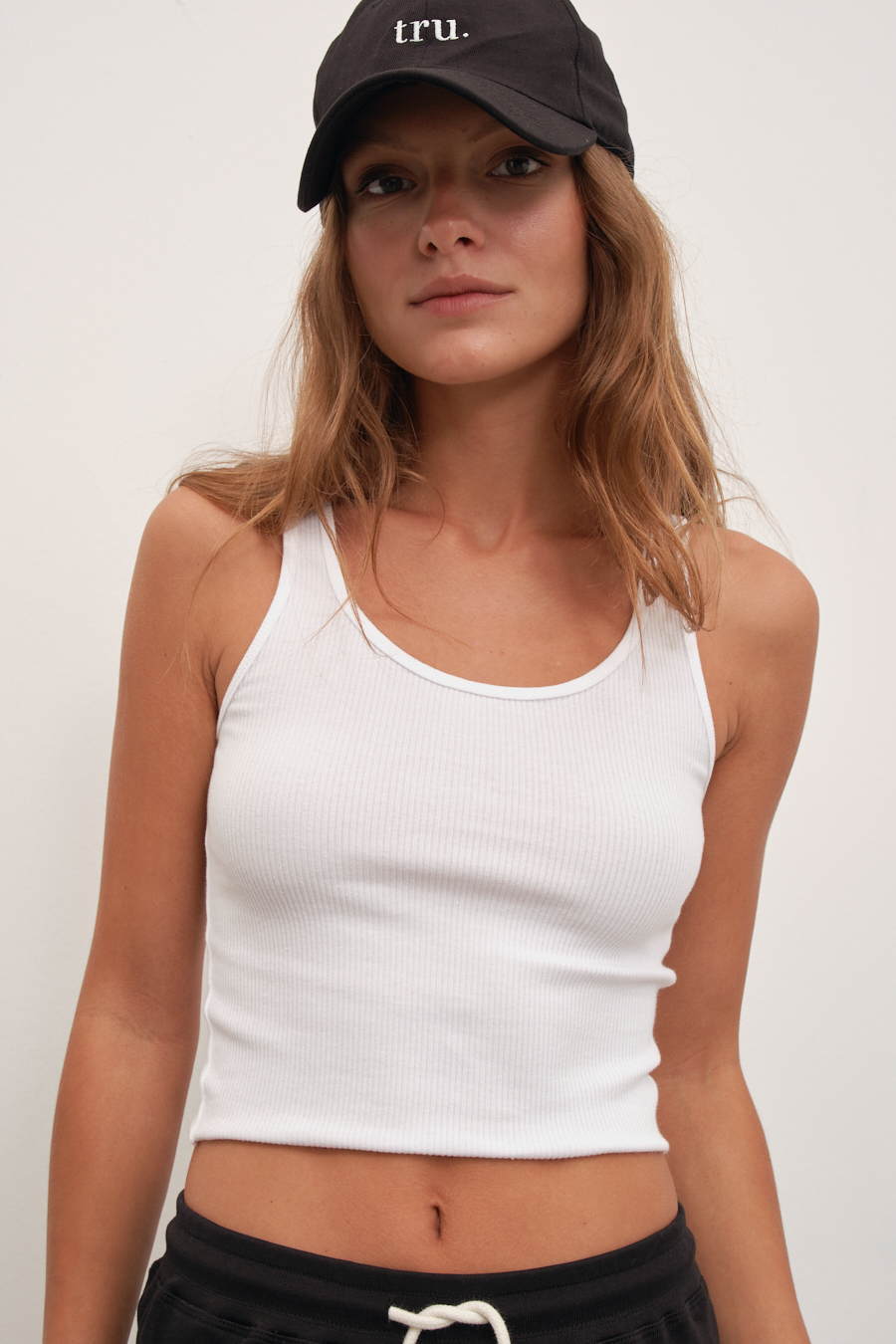 Ribbed Fitted Cropped Tank Top in Cotton