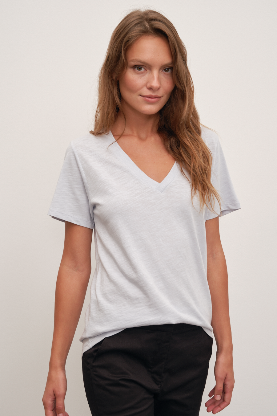 V Neck T-shirt in Slub Cotton