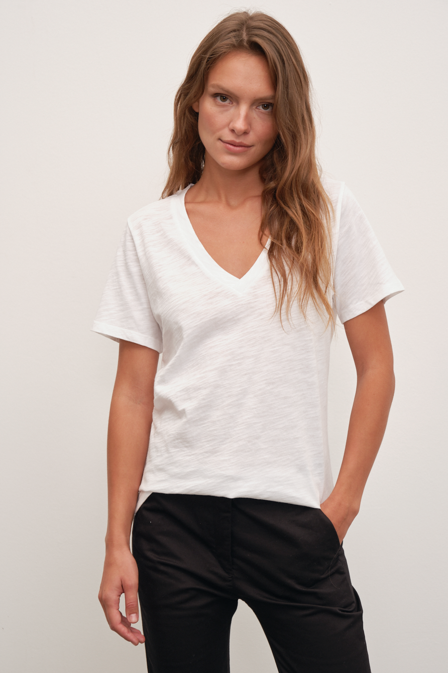 V Neck T-shirt in Slub Cotton